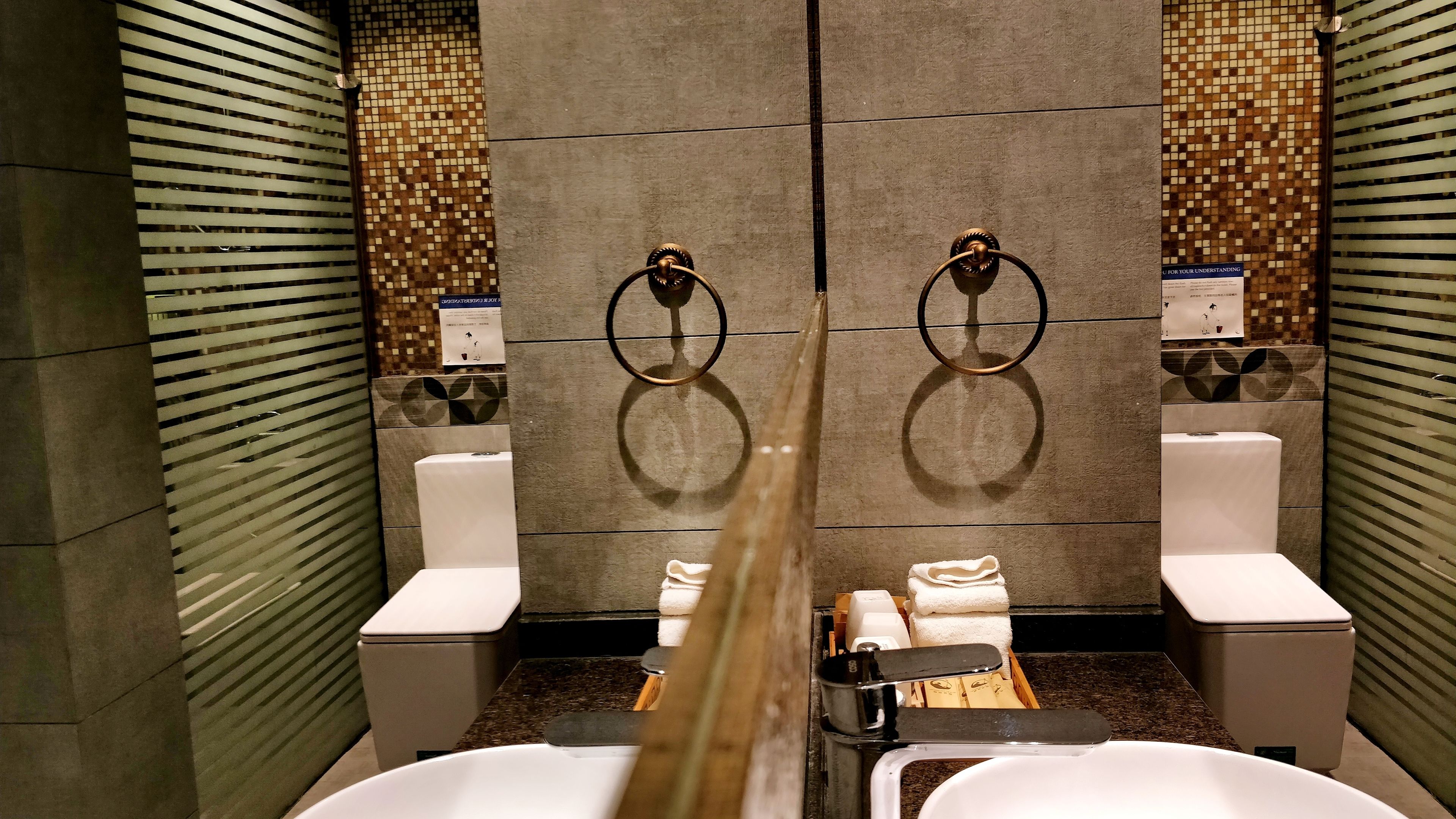 family suite | bathroom sink