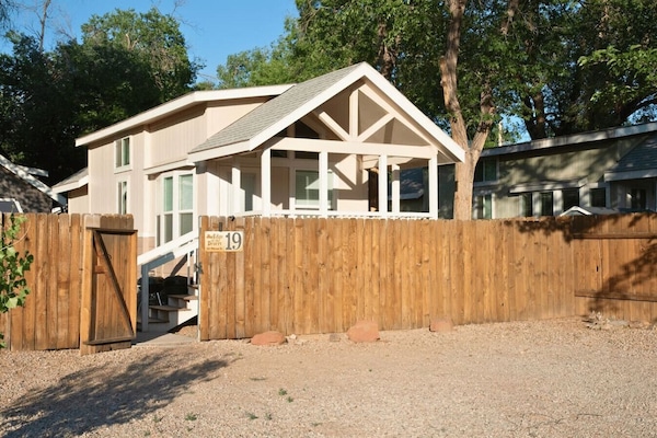 Exterior of Canyonlands Cabin at Edge of the Desert in Moab