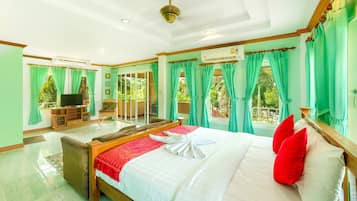 Two Bedroom House | 2 bedrooms, premium bedding, in-room safe, desk