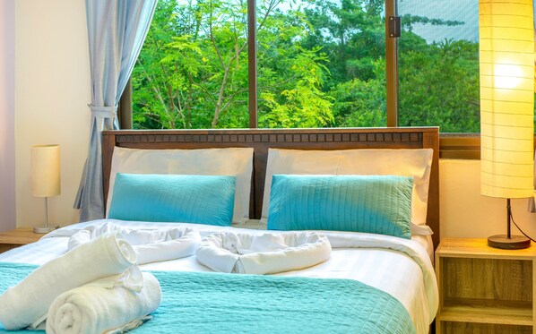 家庭別墅, 3 間臥室, 可使用泳池, 行政樓層 | 客房內保險箱、書桌、遮光布/窗簾、熨斗/熨衣板