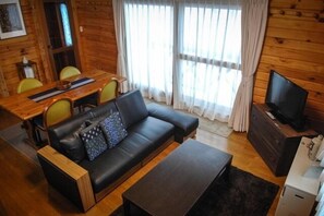 Villa - 1 sovrum | Vardagsrum | Platt-tv