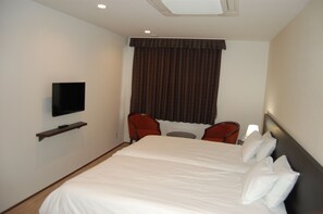Royal Suite | In-room safe, soundproofing, free WiFi, bed sheets - Hakuba Grand Apartments (Hakuba)