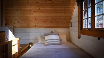 Basic Cabin | 2 bedrooms, free WiFi, bed sheets