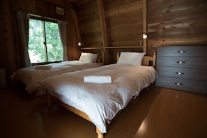 3 bedrooms, free WiFi, bed sheets - Yukiita Lodge (Hakuba)