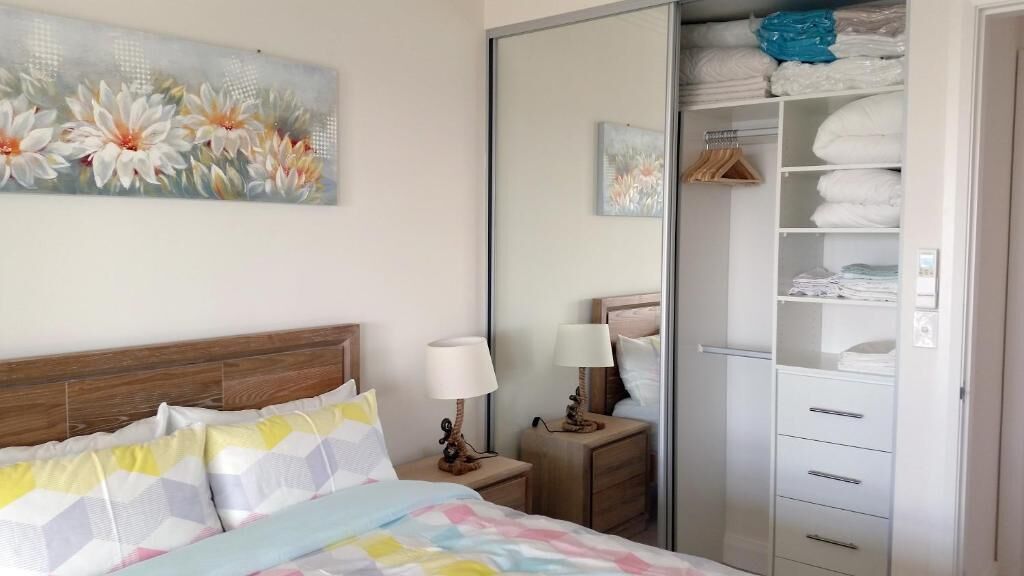 1 bedroom, premium bedding, desk, soundproofing