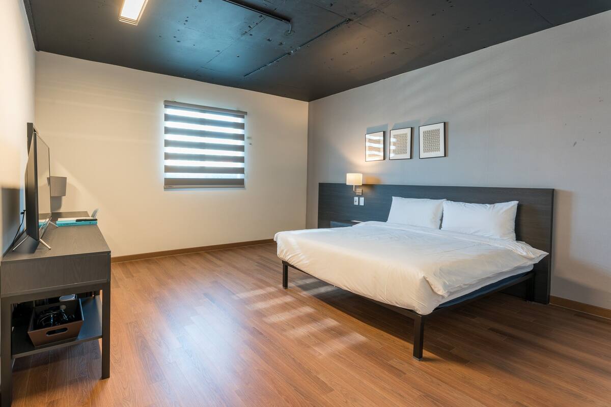 Standard Double Room, City View