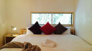 2 Bedroom Chalet | 2 bedrooms, free WiFi, bed sheets