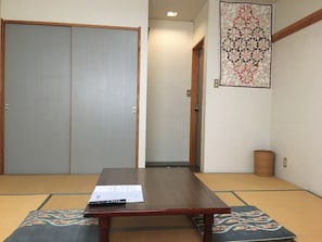 Japanese-Style Triple Room, Shared Bathroom | Free WiFi - Fujiyoshi (Nozawaonsen)