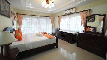 3-Bedrooms Private Pool Villa | 3 habitaciones, camas extra y wifi gratis