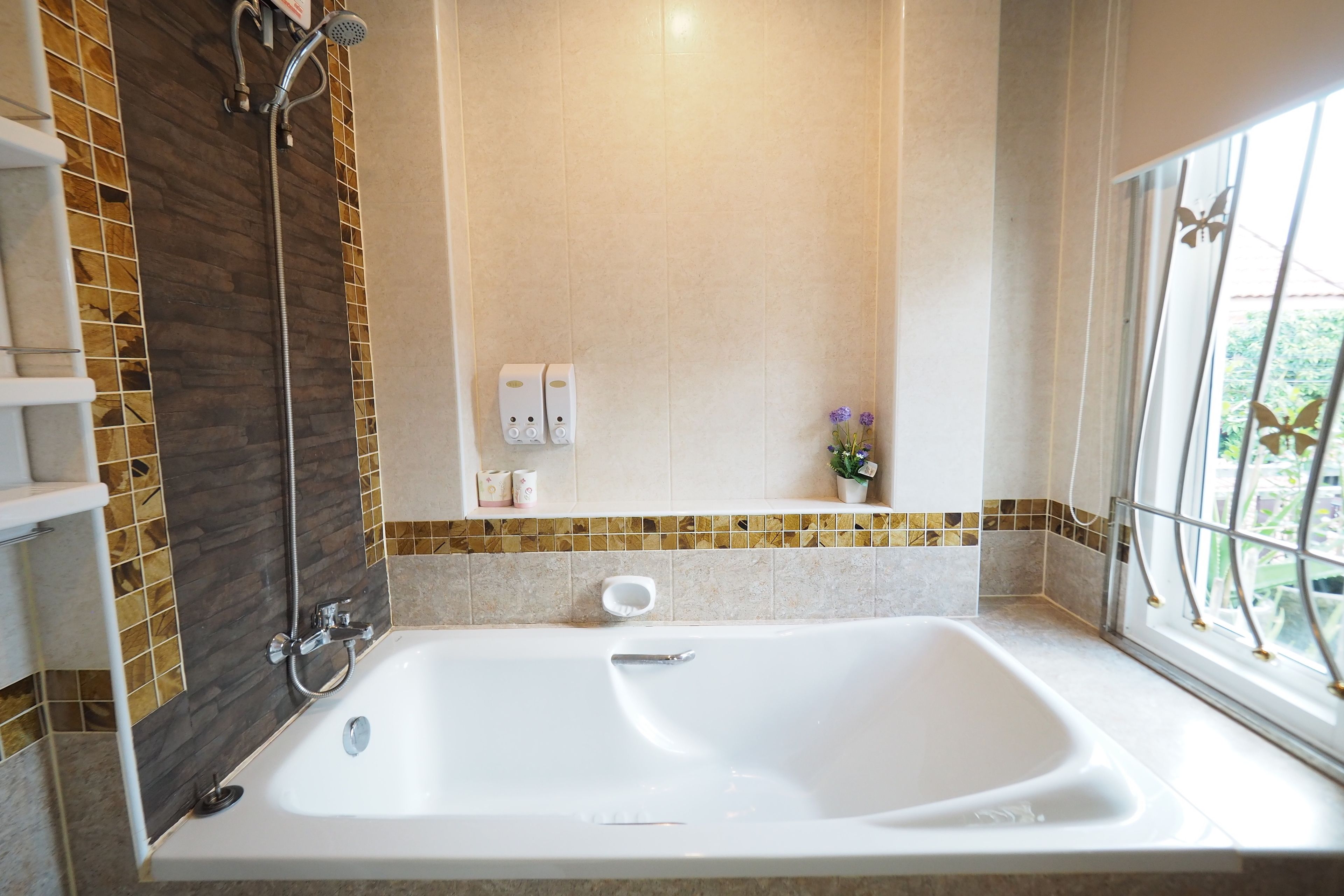 3-Bedrooms Private Pool Villa  | 욕실 | 별도의 욕조 및 샤워 시설, 전신 욕조, 헤어드라이어, 타월