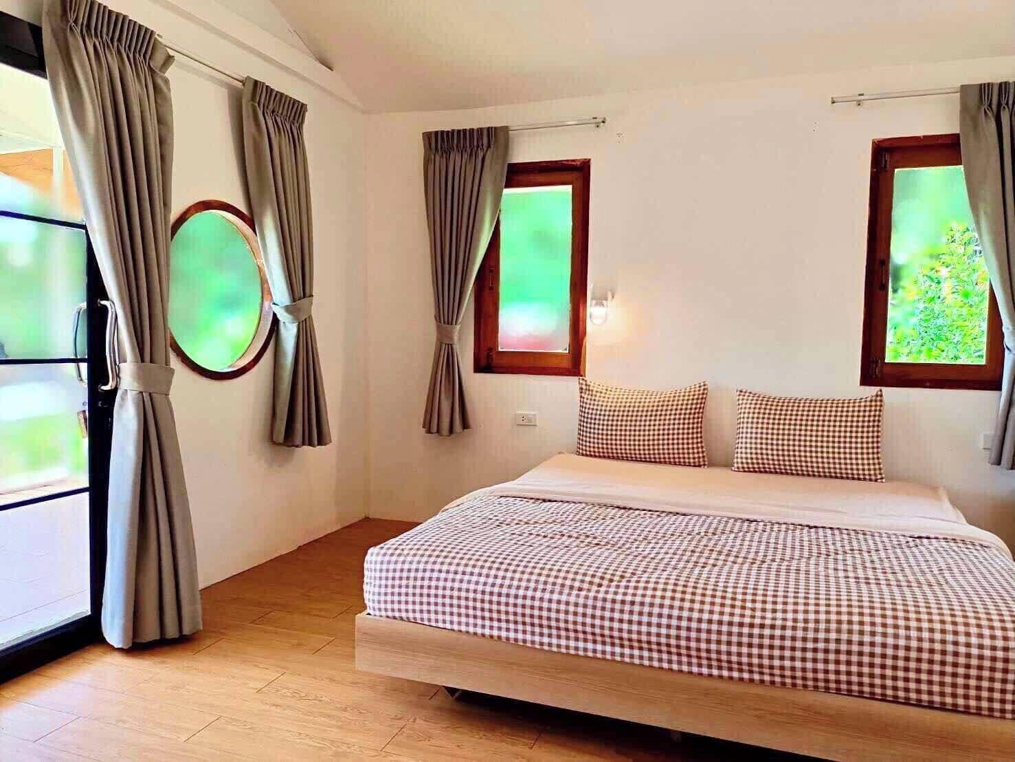 Dobbeltrom – classic | Blendingsgardiner, lydisolert og wi-fi (inkludert)