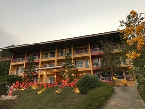 Front of property - Baan Suan Rojjana (Muak Lek)