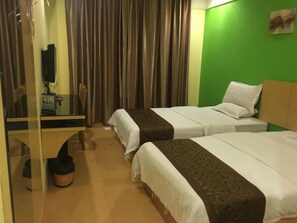 デスク、WiFi (無料)