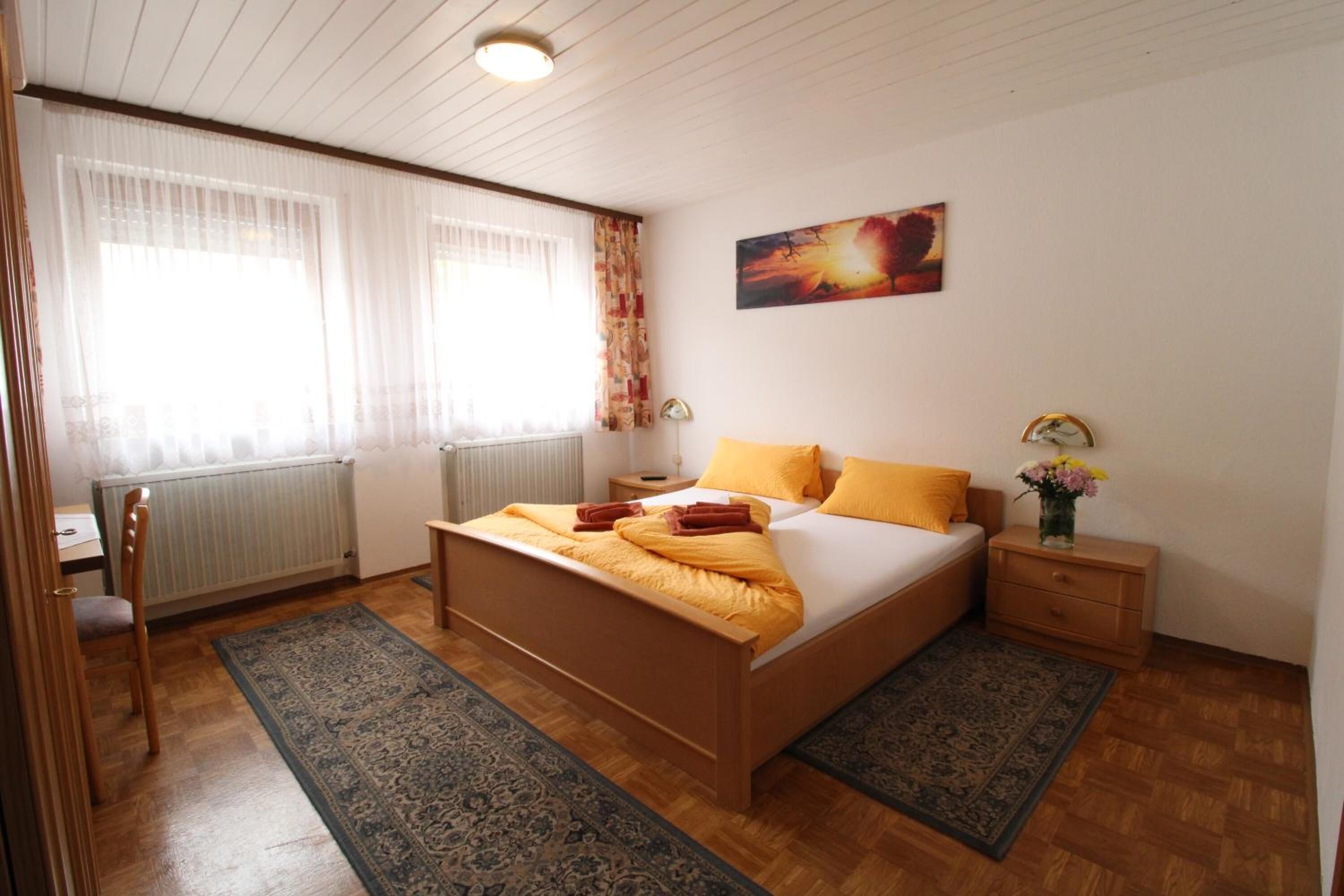 Desk, free WiFi, bed sheets