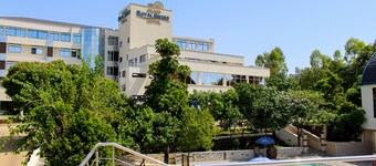 그랜드 로열 스위스 호텔