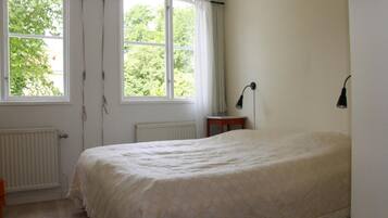 Blackout curtains, soundproofing, free WiFi, bed sheets