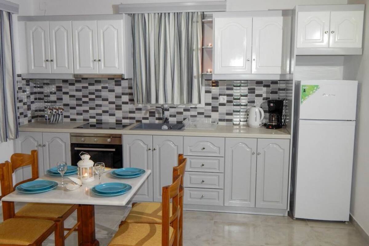 superior apartment, 1 bedroom, sea view | private kitchen