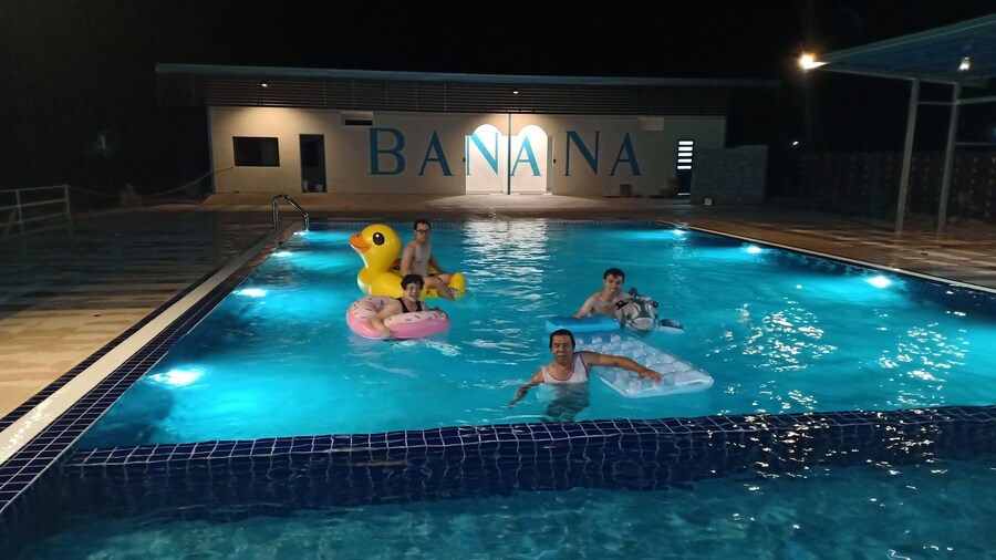 Banana Resort Sadao