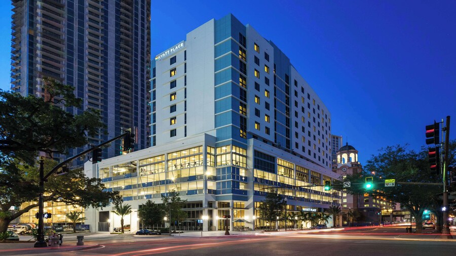Hyatt Place St. Petersburg / Downtown