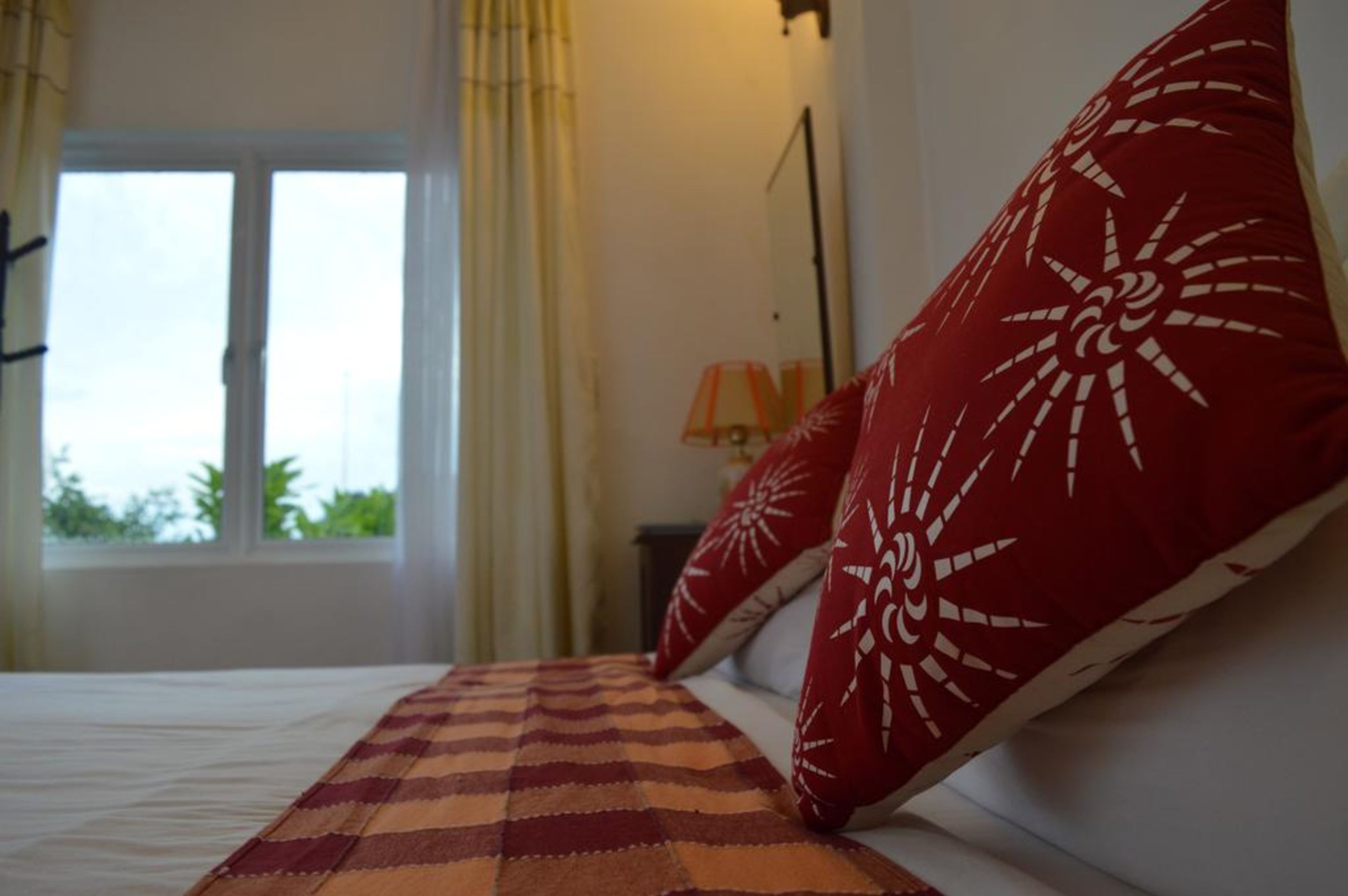 Deluxe Double City View | Minibar, in-room safe, desk, rollaway beds