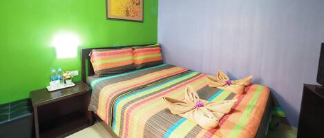 Standard Air Condition Room | Safe på rommet, wi-fi (inkludert) og sengetøy