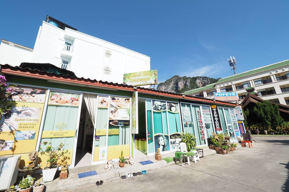 Popeye Guesthouse