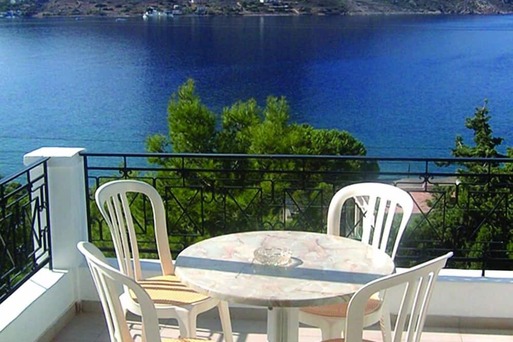 Oasis Hotel