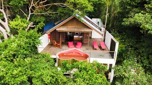 Villa Lune de Miel, 1 très grand lit, piscine privée, vue mer