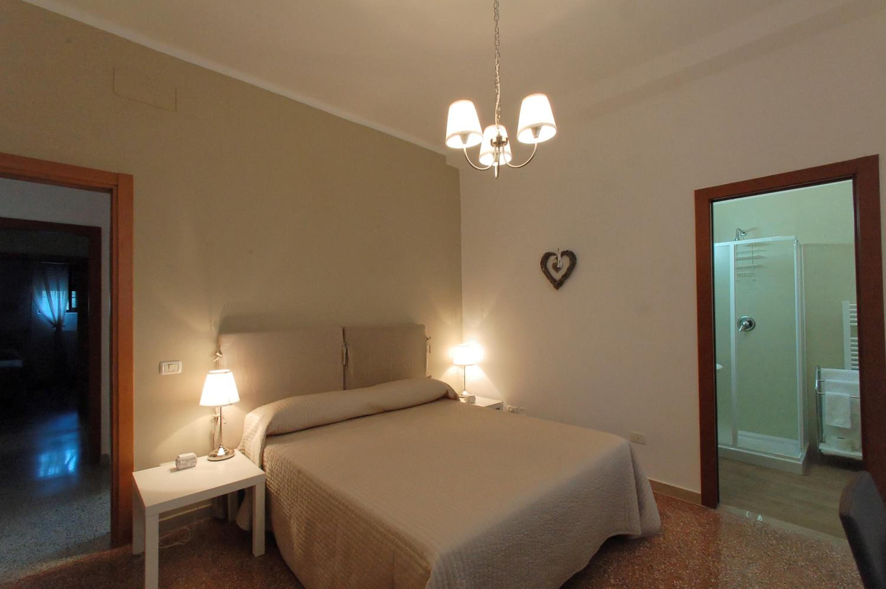 Desk, iron/ironing board, free WiFi, bed sheets