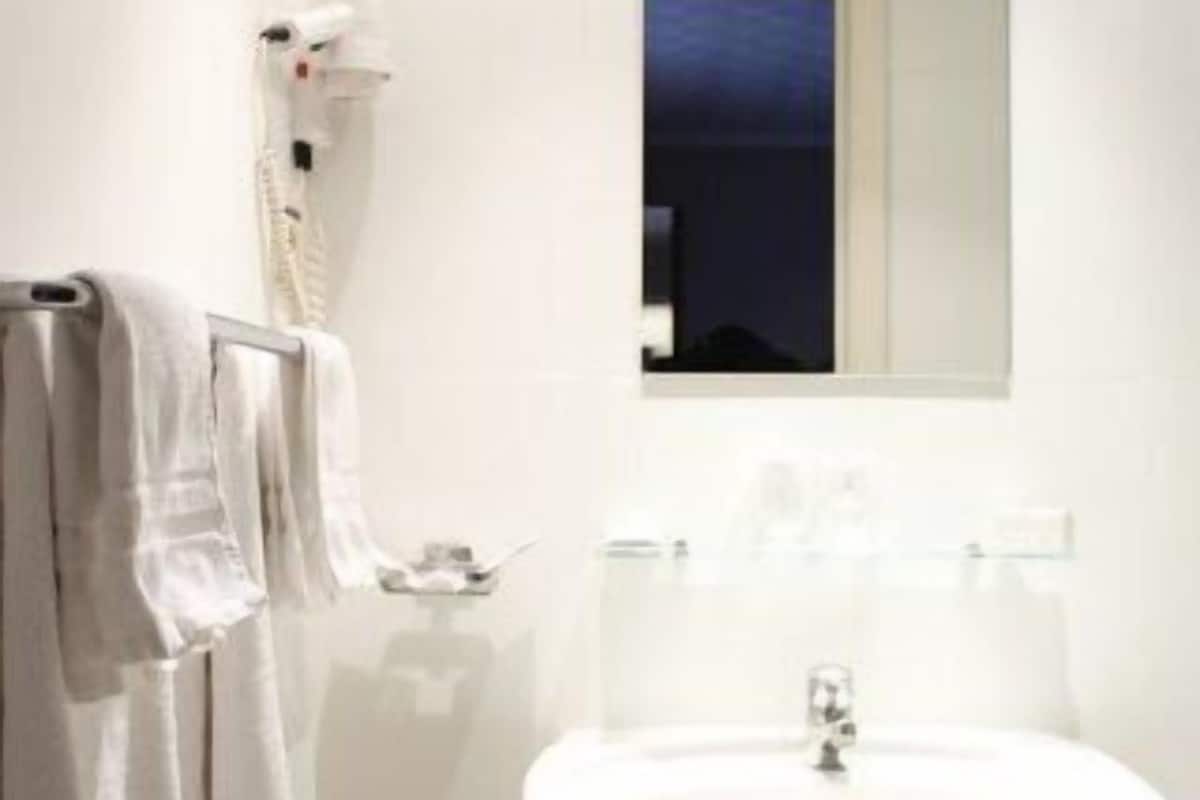 Free toiletries, hair dryer, towels