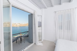 Luxury-Villa, 4 Schlafzimmer, eigener Pool, Meerseite (3)