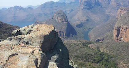 Thaba Tsweni Lodge and Safaris