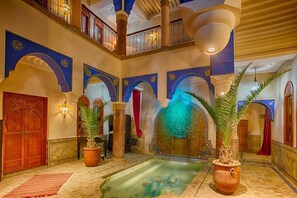 Piscine couverte