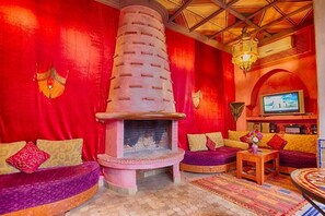 Coin salon dans le hall