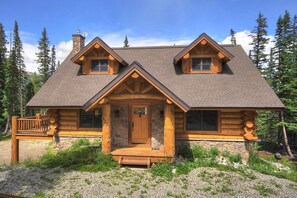 House, 3 Bedrooms | Exterior