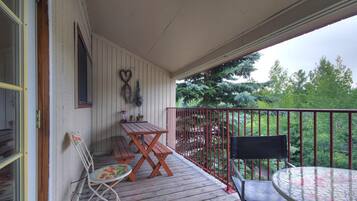 Condo, 2 Bedrooms | Terrace/patio