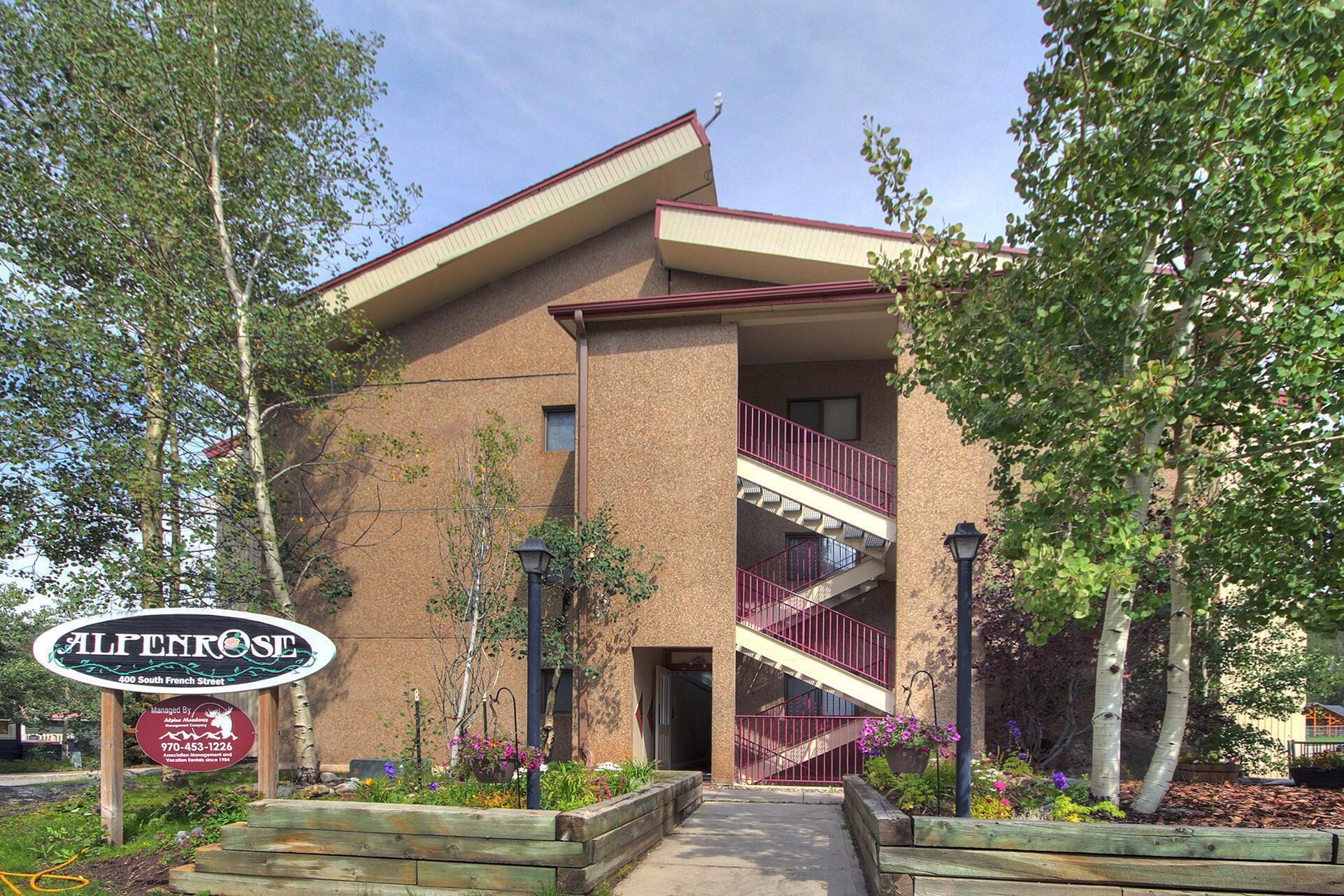 Condo, 2 Bedrooms | Exterior