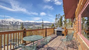 House, 3 Bedrooms | BBQ/picnic Area