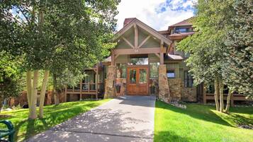 Condo, 1 Bedroom | Exterior