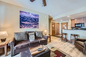 Condo, 1 Bedroom | Interior