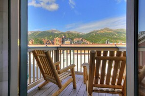 Stadtwohnung, 2 Schlafzimmer | Balkon