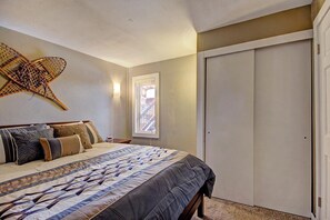 Condo, 2 Bedrooms | 2 bedrooms, laptop workspace, iron/ironing board, free WiFi - Peak 8 Ge E35 2 Bedroom Condo by RedAwning (Breckenridge)