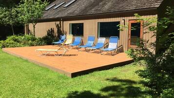 Condo, 2 Bedrooms | Property grounds