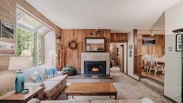 Condo, 2 Bedrooms | Living area | Fireplace, DVD player