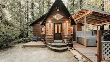 Cabin, 1 Bedroom | Exterior