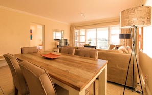 In-room dining - Gold Water (Cape Town)