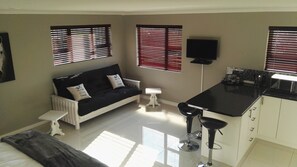 Studio with view | Living area