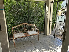 Terrace/patio - Lemon Tree Cottage (Franschhoek)