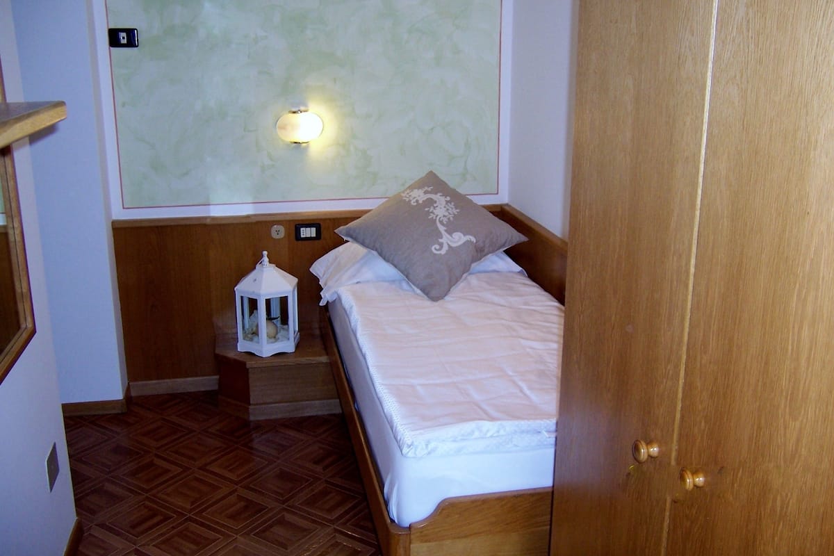 Chambre Simple Standard, 1 lit une place, vue montagne, cÎté montagne