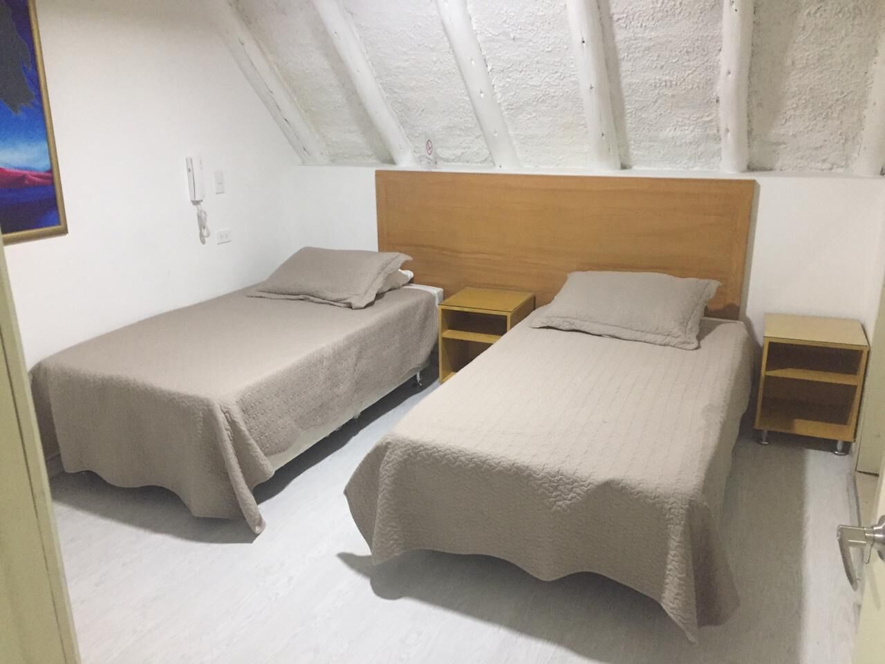 Wifi gratis y ropa de cama 